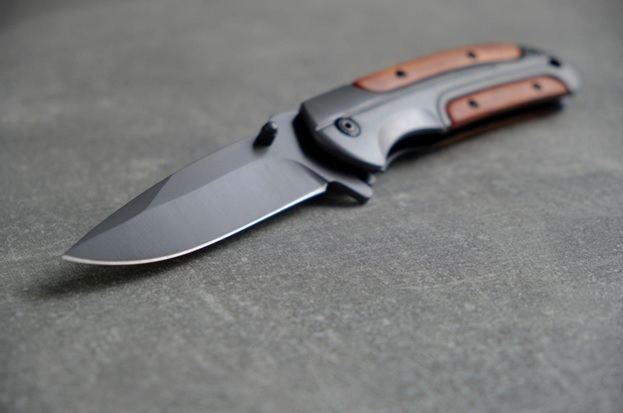 folding utility knife